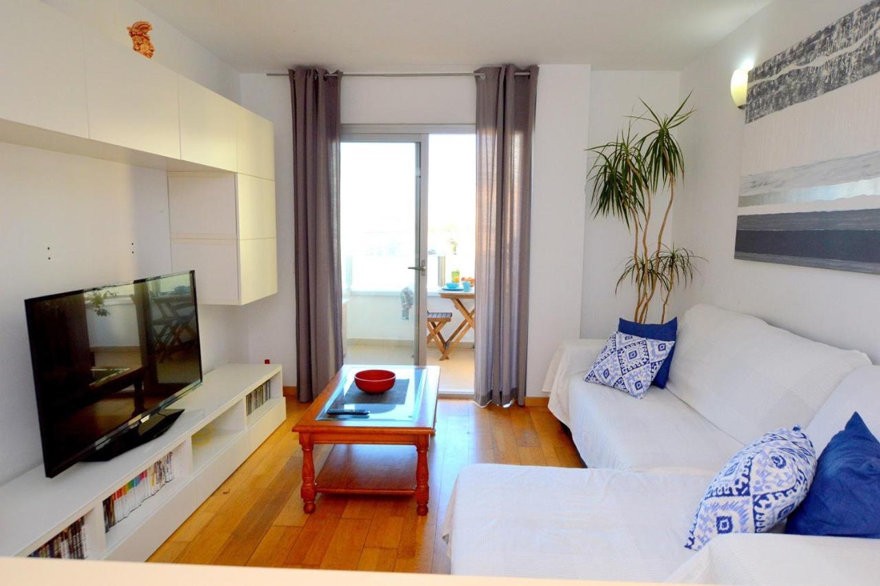 Coqueto Apartamento A Pocos Metros De Playa *
